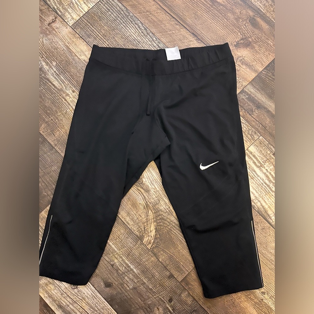 Nike Dri-fit XL capris